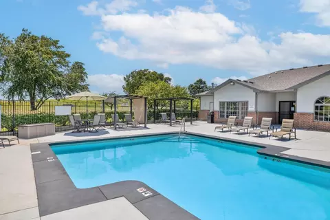 4500 Overland Dr #C108, Lawrence, KS 66049