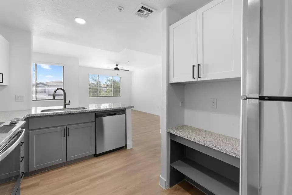  2323 E Apache Blvd #2078, Tempe, AZ 85281 photo 12