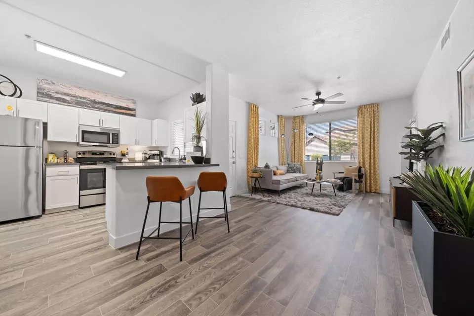  2323 E Apache Blvd #2078, Tempe, AZ 85281 photo 3