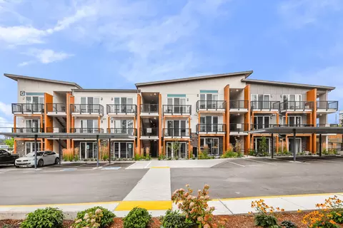 16605 Ash Way #A-230, Lynnwood, WA 98037