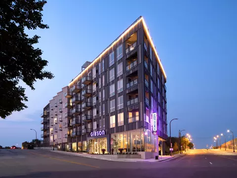 703 NE Central Ave #427, Minneapolis, MN 55414
