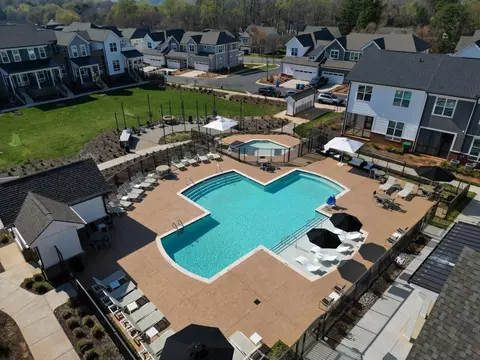17014 Fairmount Way #16232, Pineville, NC 28134