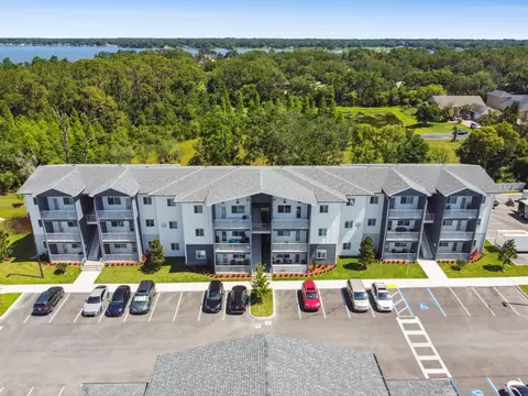 4430 Gibson Dr #04-105, Lakeland, FL 33809