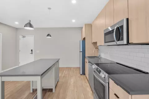 417 Callowhill St #715, Philadelphia, PA 19123