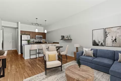 420 W Smith St #430, Kent, WA 98032