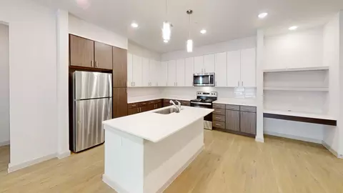 320 Goll St #3321, Kyle, TX 78640