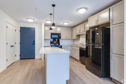 1606 Marshall Ave #107, St. Paul, MN 55401