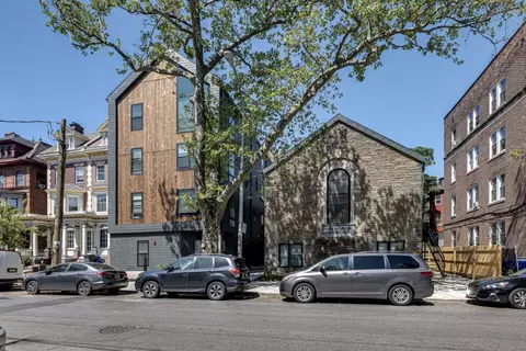 314 S 46th St #A202, Philadelphia, PA 19139