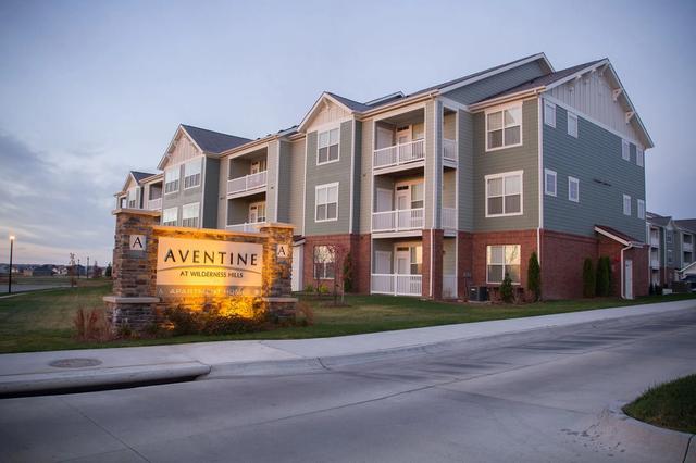 8801 S 33rd St #04-306, Lincoln, NE 68516