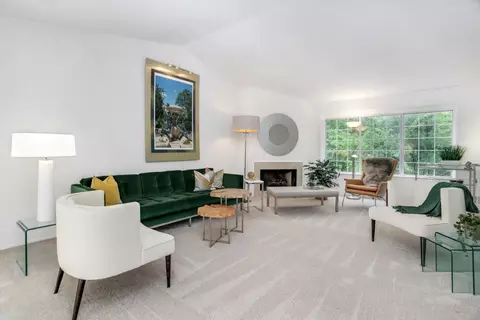 6350 Aldingbrooke Circle Rd S #32105, West Bloomfield, MI 48322