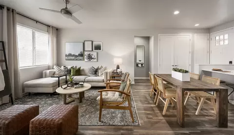 5201 W Olive Ave #15-15, Glendale, AZ 85302