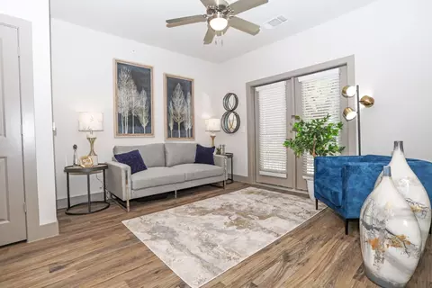 400 S Beckley Ave #356, Dallas, TX 75203