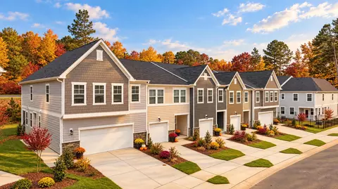 689 Maple Grove Way #61, Apex, NC 27523