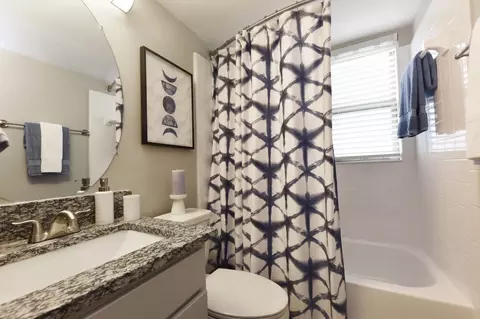 2309 Hikes Ln #3501-3, Louisville, KY 40218