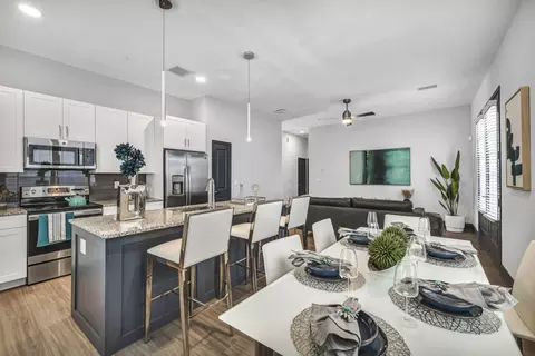 4250 Woodridge Pkwy #1058, Houston, TX 77365
