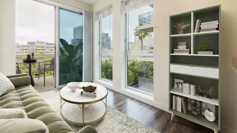 680 S Berendo St #706, Los Angeles, CA 90005
