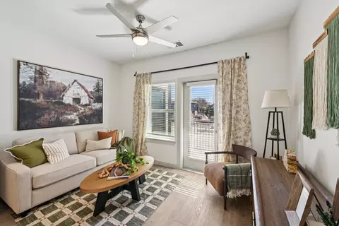 402 Belt Line Rd #3-1226, Garland, TX 75040