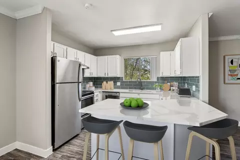 15645 N 35th Ave #326, Phoenix, AZ 85023