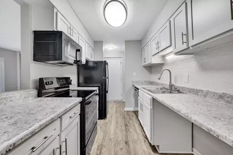 3019 Ingleside Dr #3013F, High Point, NC 27265