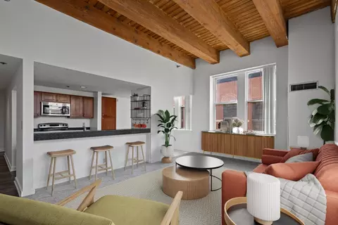 300 E 4th St #408, Saint Paul, MN 55101