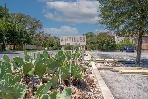 2202 Enfield Rd, Austin, TX 78703