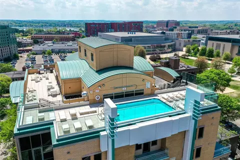535 W Johnson St, Madison, WI 53703