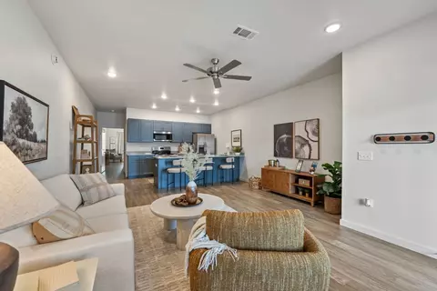130 Cedar St #5206, Centerton, AR 72719