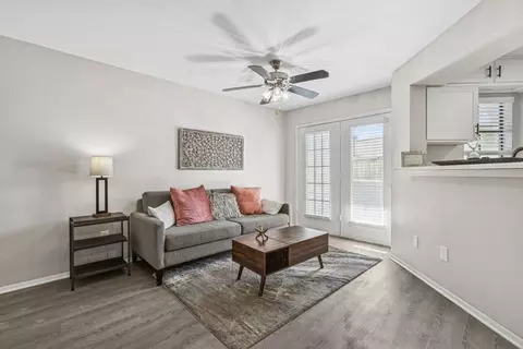 8519 Cahill Dr #806, Austin, TX 78729