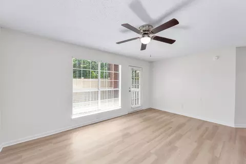 33 Constellation Cir #1002, Jackson, TN 38305