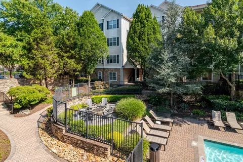 50 Adams Lake Blvd SE #1205, Atlanta, GA 30339