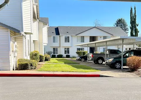 5075 10th Ave NE, Keizer, OR 97303