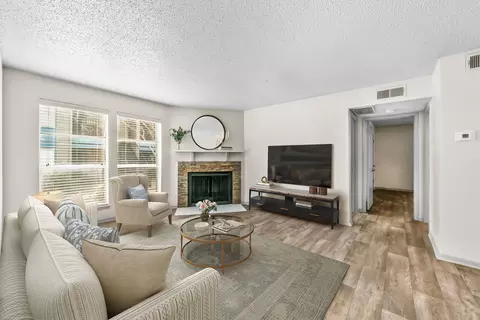 5616 Spring Valley Rd #279, Dallas, TX 75240