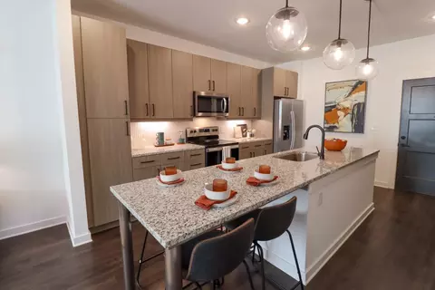 305 Collins Industrial Way #4107, Lawrenceville, GA 30043