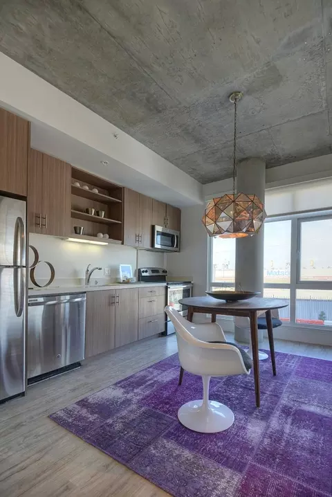 2121 3rd St #104, San Francisco, CA 94107