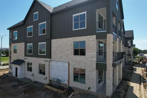 15740 Pilgrim Dr #17102, Fort Worth, TX 76117