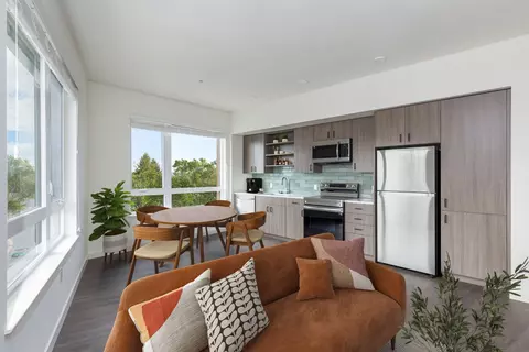 100 Callan Ave #413, San Leandro, CA 94577