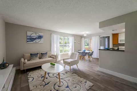 10650 Washington St #17-209, Pembroke Pines, FL 33025