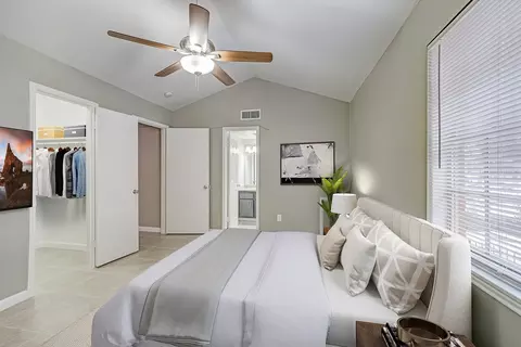 6000 Bissonet St #276, Houston, TX 77081