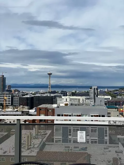 418 Bellevue Ave E #702, Seattle, WA 98102