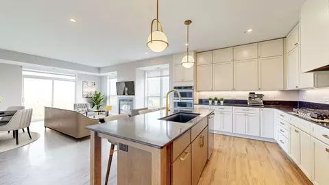 3701 American Blvd E #237, Bloomington, MN 55425