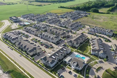 12742 71st St #9105, Kenosha, WI 53142