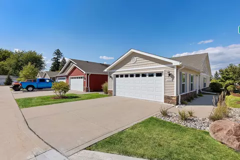 24881 Redwood Blvd #25105, Woodhaven, MI 48134
