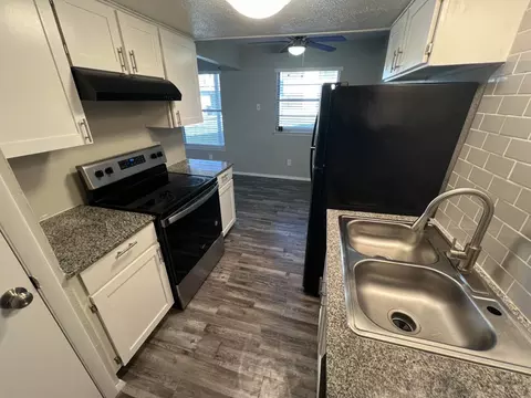 510 E Belt Line Rd #1-212, Desoto, TX 75115
