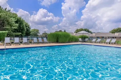 37850 Spring Ln #02-7599, Farmington Hills, MI 48331