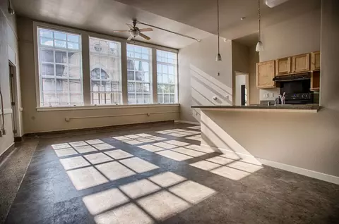95 E 2nd St #1-G004, Fond Du Lac, WI 54935