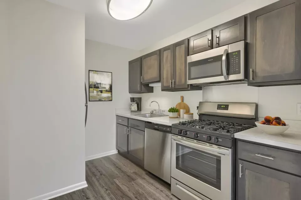  77 Foal Ct #0201, Lancaster, PA 17602 photo 2