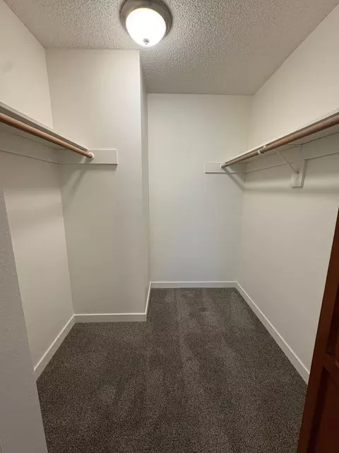 4875 SW Lombard Ave #14, Beaverton, OR 97005