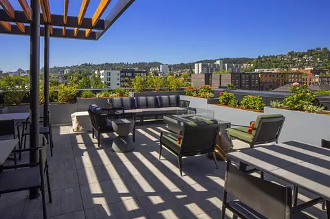 1885 NW Quimby St #304, Portland, OR 97209