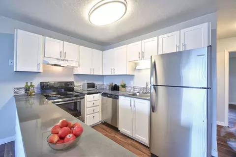 900 NE Minnehaha St #B03, Vancouver, WA 98665