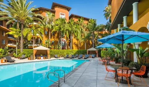 348 S Hauser Blvd #3-301, Los Angeles, CA 90036
